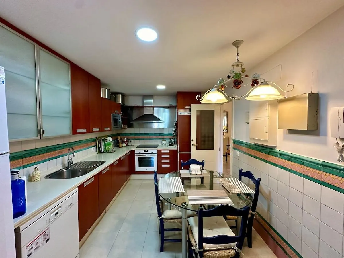 Beachfront Apartment With Parking San Pedro Alcantara Playa 5 Min Puerto Banus