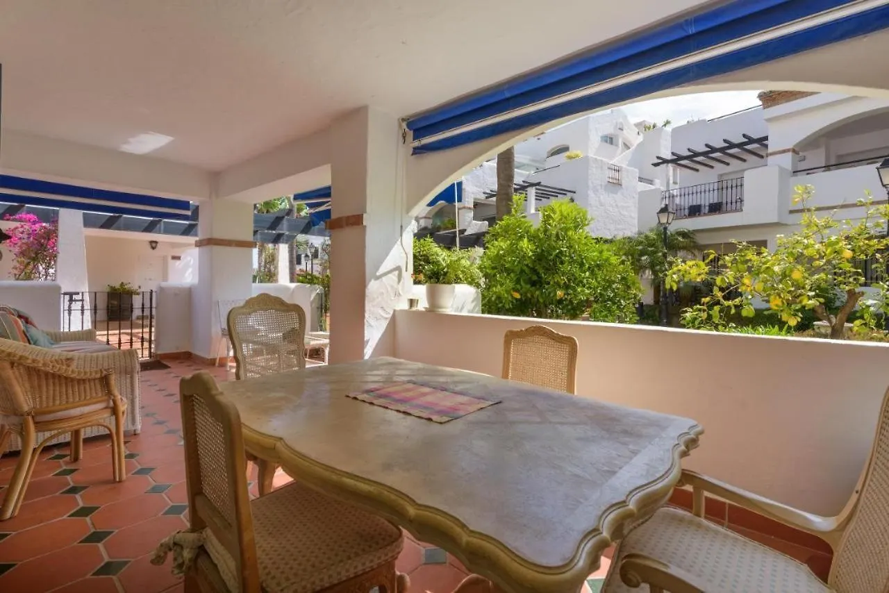 Beachfront Apartment With Parking San Pedro Alcantara Playa 5 Min Puerto Banus Spain