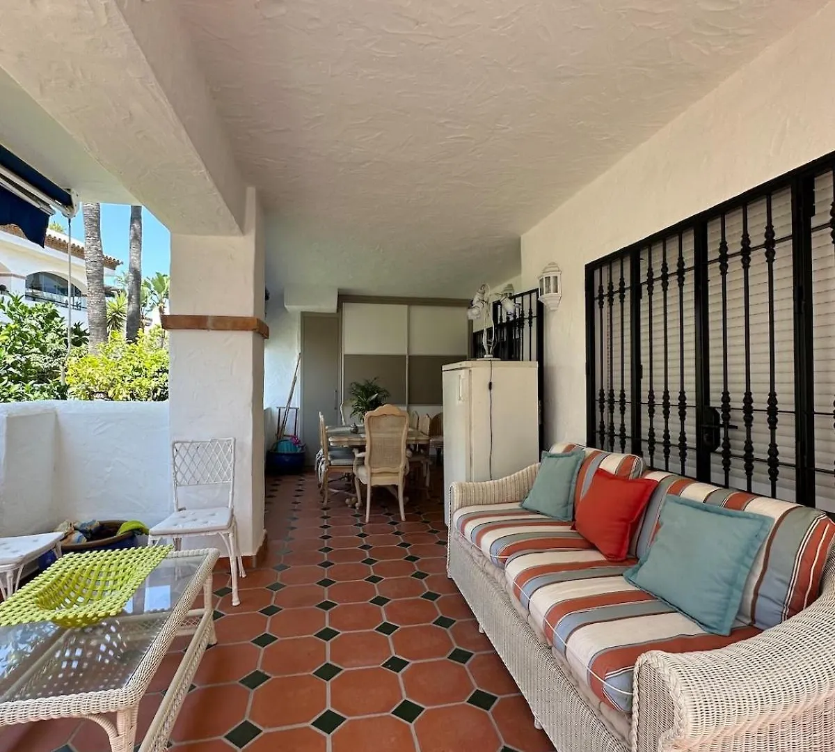 Beachfront Apartment With Parking San Pedro Alcantara Playa 5 Min Puerto Banus Spain