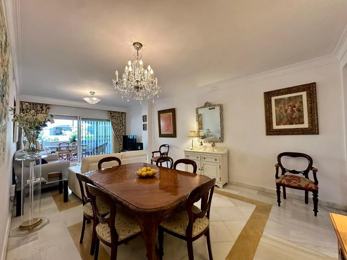 Beachfront Apartment With Parking San Pedro Alcantara Playa 5 Min Puerto Banus 0*, Marbella